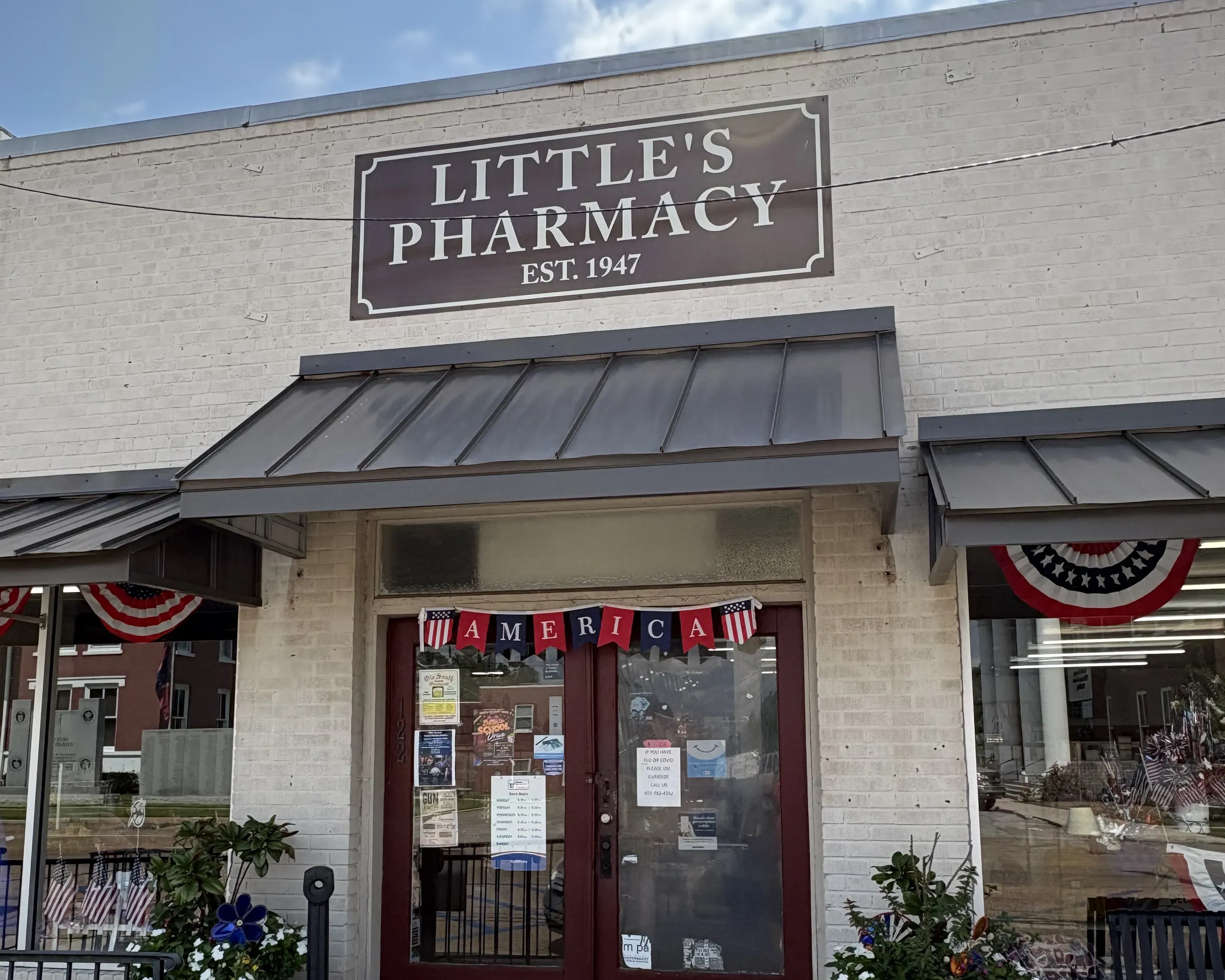 Little's Pharmacy interior
