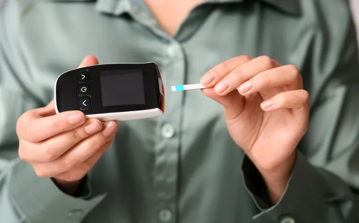 https://cdn-dwcdf9abetc8g6bs.z03.azurefd.net/mediaprod/blog_images/blood-sugar-monitoring-tips-and-tools-from-the-pharmacy.webp